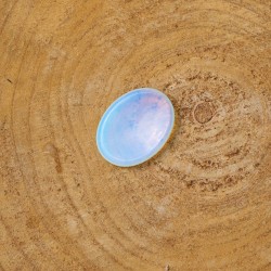 Worry Stone Ovale Opale Synthétique
