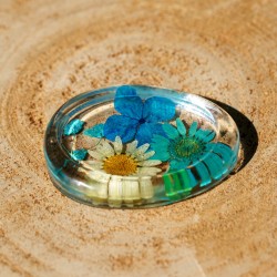 Worry Stone Fleurs séchées - bleu et blanc
